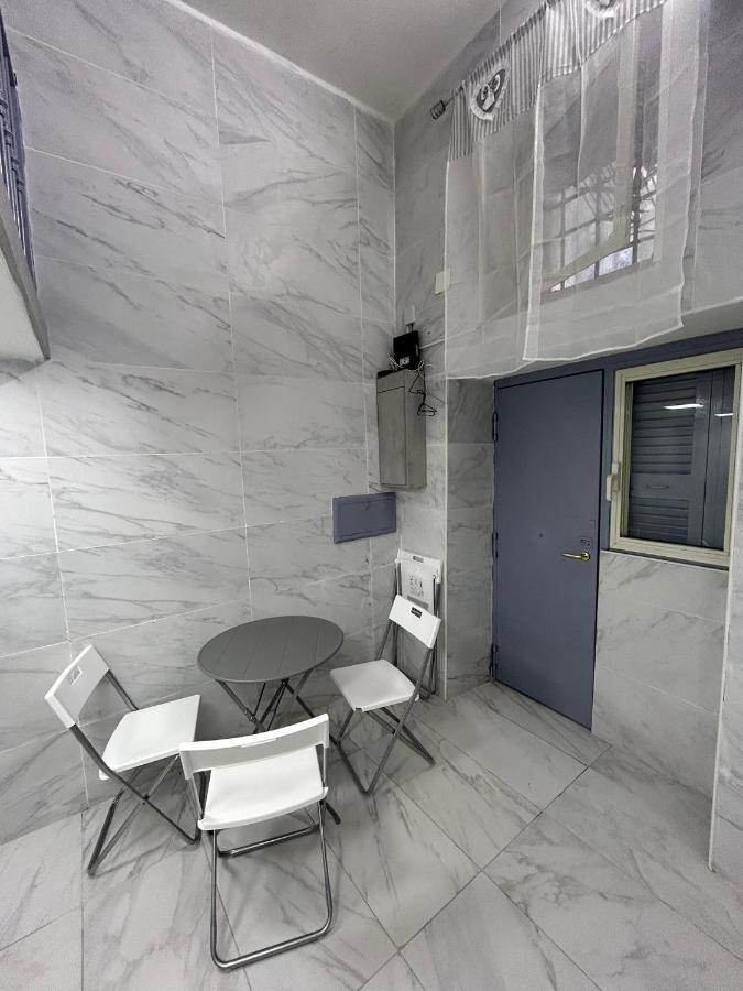 Mini House Vicoletto Pontenuovo 41 Appartement Napels Buitenkant foto